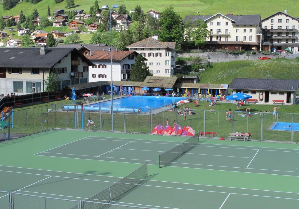 The Lodge Churwalden Exteriör bild